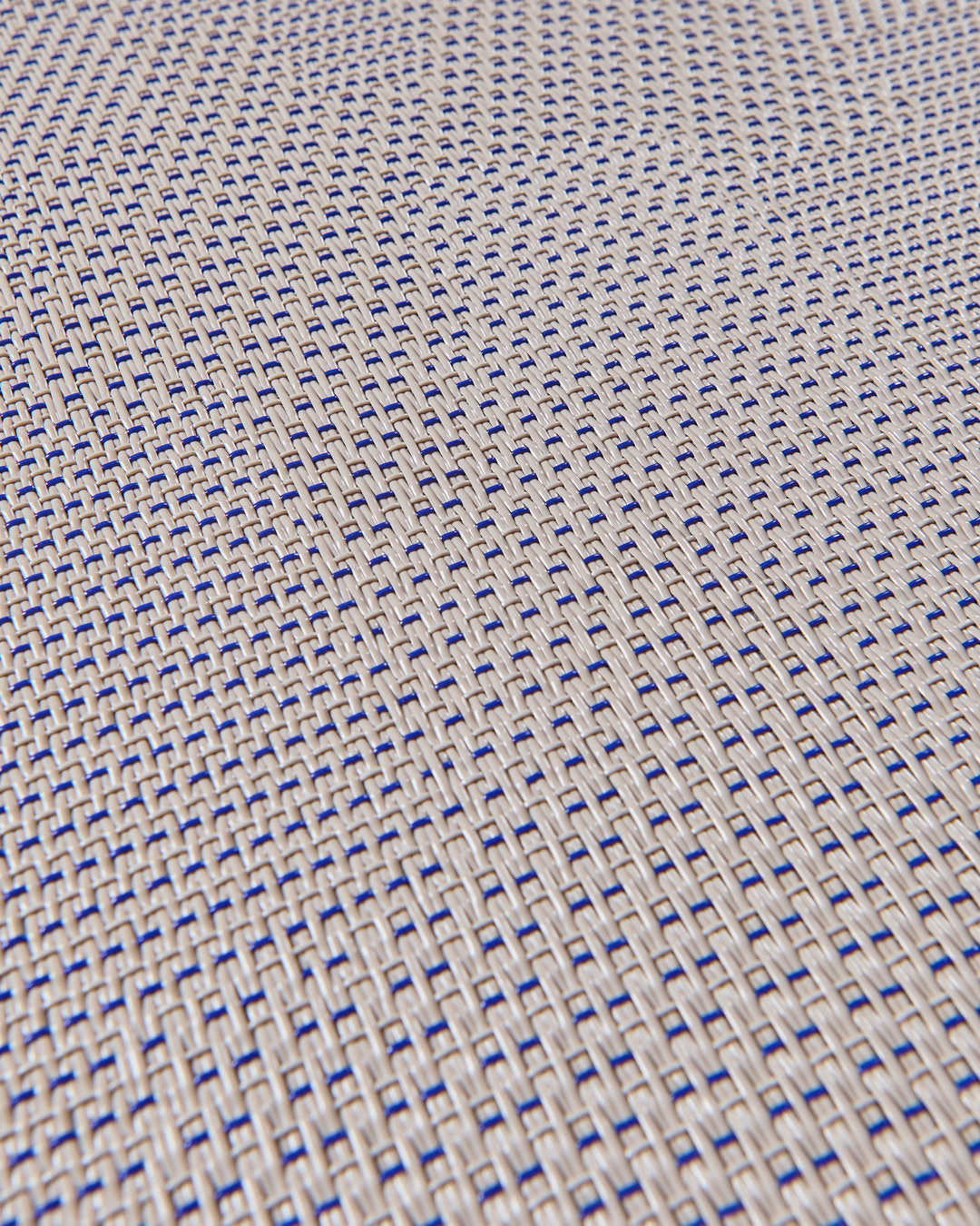 Bolon by Patricia Urquiola Modelo Light Sashiko – textura de cerca