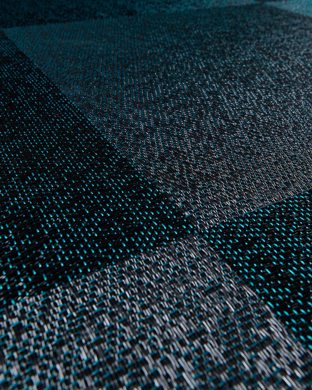 Riff Modelo Blackish Teal – textura en instalación a cuarto de vuelta